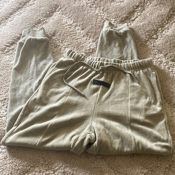 Essentials joggers - Picture 1 of 7